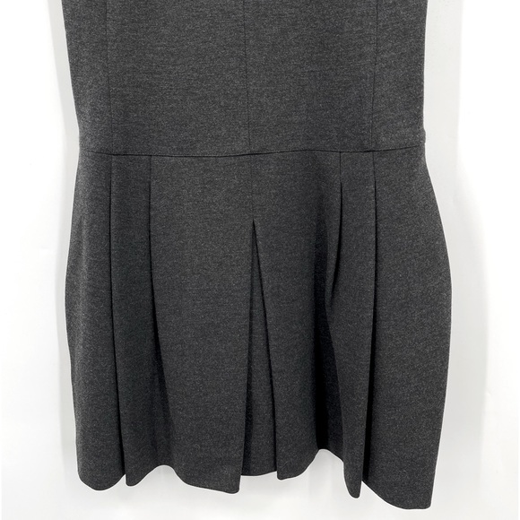 NEW Vince Pleated V-Neck Knit Dress Charcoal Grey Size 4 Has Pockets - Picture 4 of 8